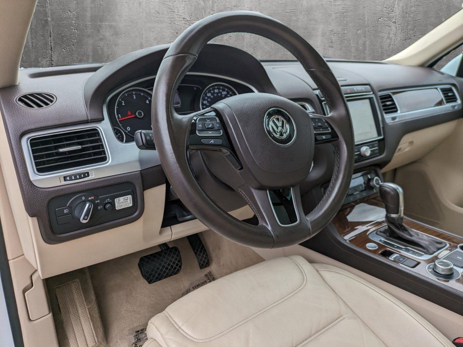 2015 Volkswagen Touareg Vehicle Photo in Jacksonville, FL 32244