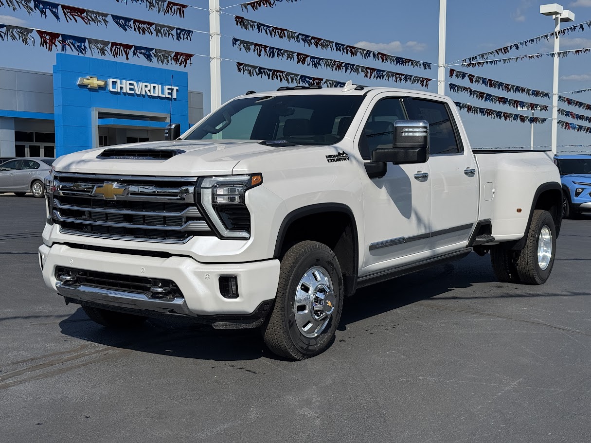 2025 Chevrolet Silverado 3500 HD Vehicle Photo in BOONVILLE, IN 47601-9633