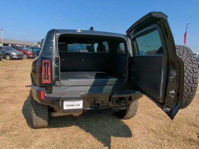 2025 GMC HUMMER EV SUV Vehicle Photo in ALBERTVILLE, AL 35950-0246