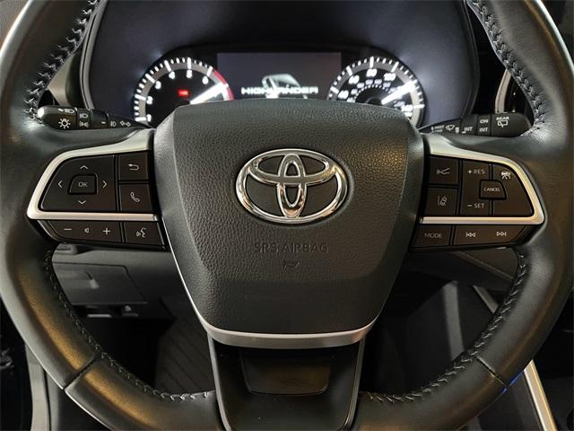 2023 Toyota Highlander Vehicle Photo in PRESCOTT, AZ 86305-3700