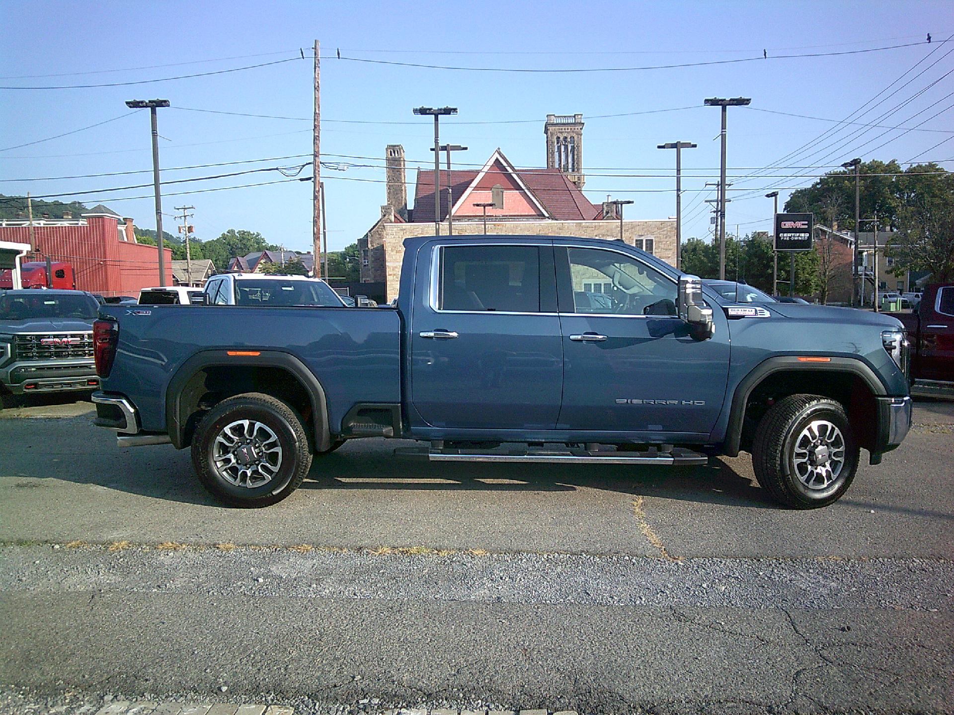 2024 GMC Sierra 2500 HD Vehicle Photo in KITTANNING, PA 16201-1536