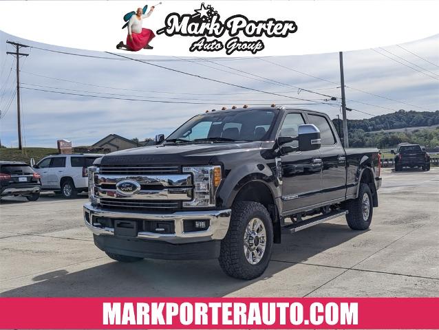 2017 Ford Super Duty F-350 SRW Vehicle Photo in POMEROY, OH 45769-1023