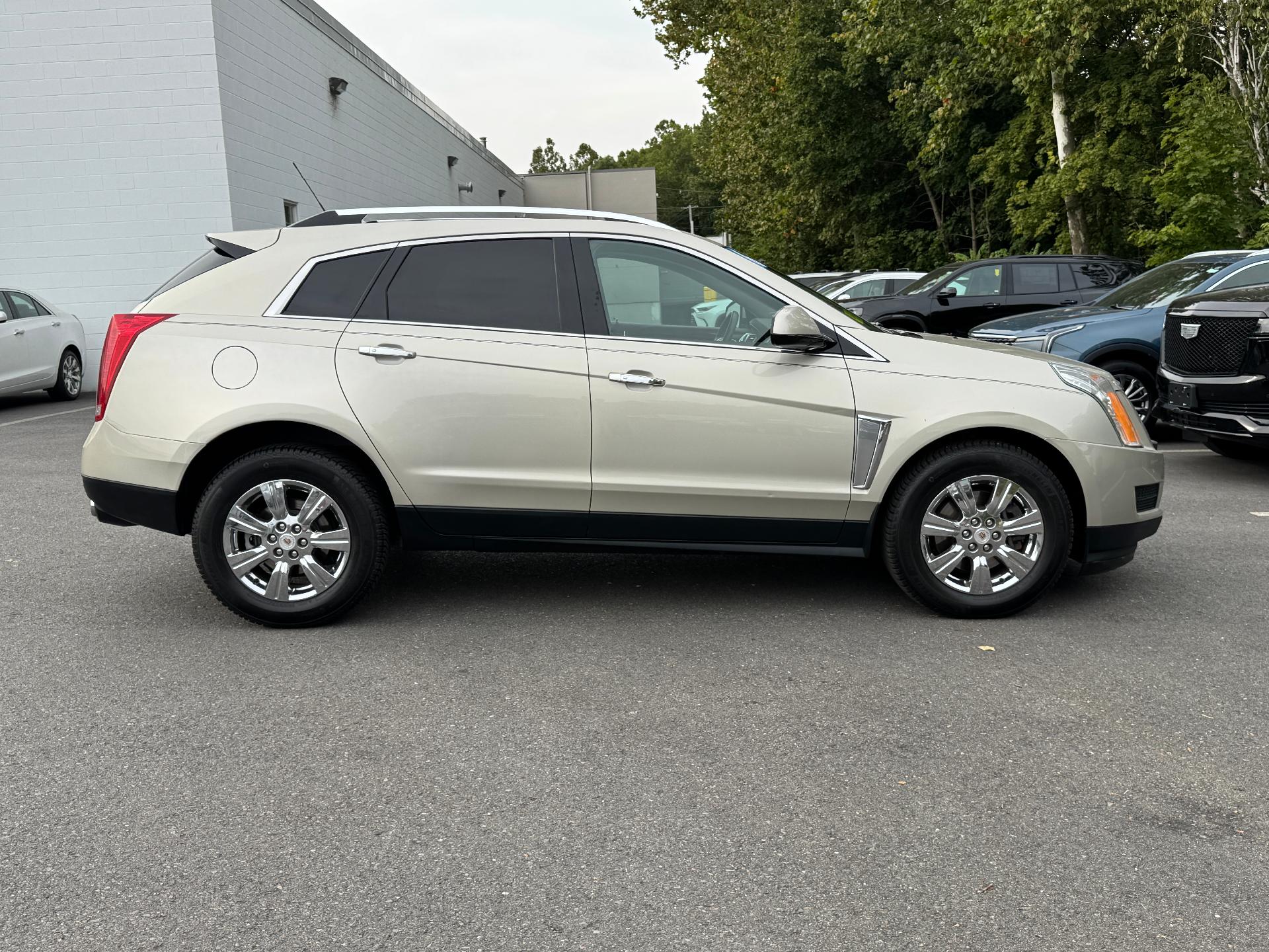 2016 Cadillac SRX Vehicle Photo in LEOMINSTER, MA 01453-2952