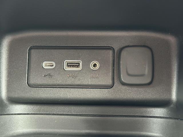 2021 Chevrolet Equinox Vehicle Photo in DOUGLASTON, NY 11362-1062