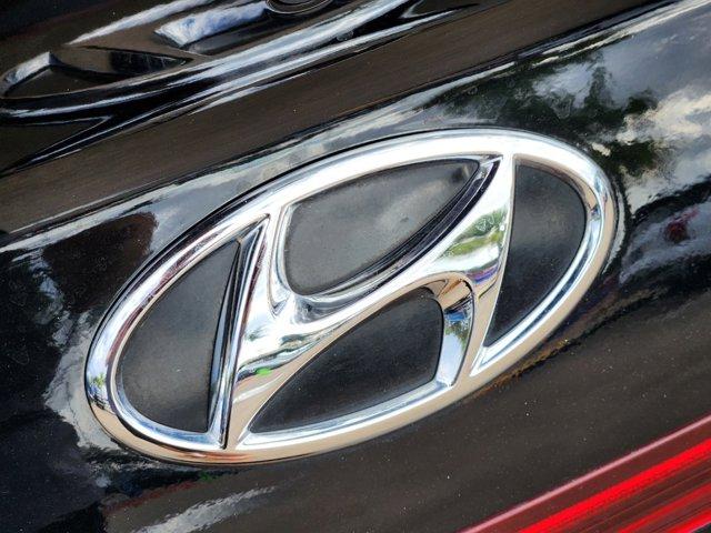 2023 Hyundai Sonata Vehicle Photo in SUGAR LAND, TX 77478-0000