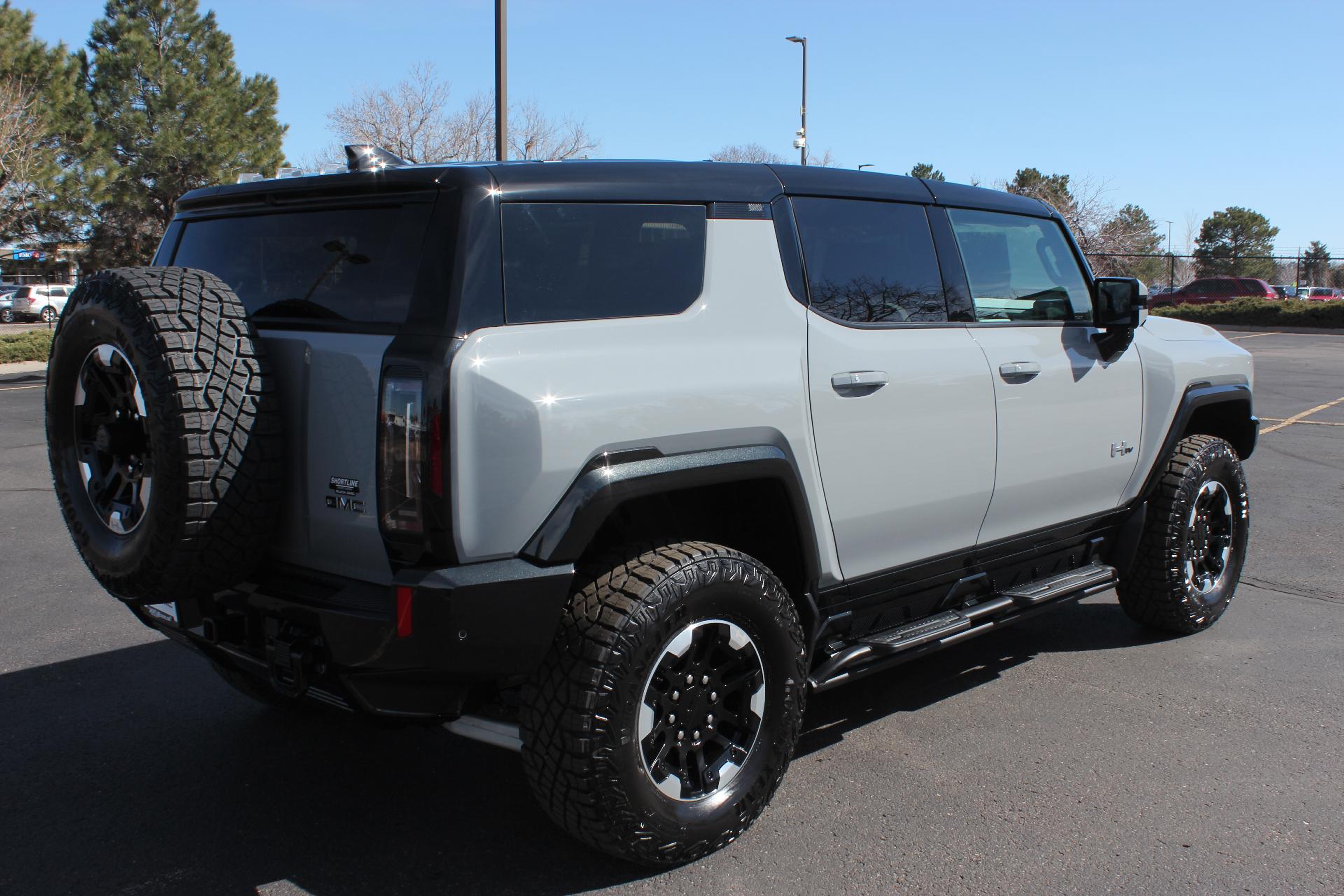 2024 GMC HUMMER EV SUV Vehicle Photo in AURORA, CO 80012-4011