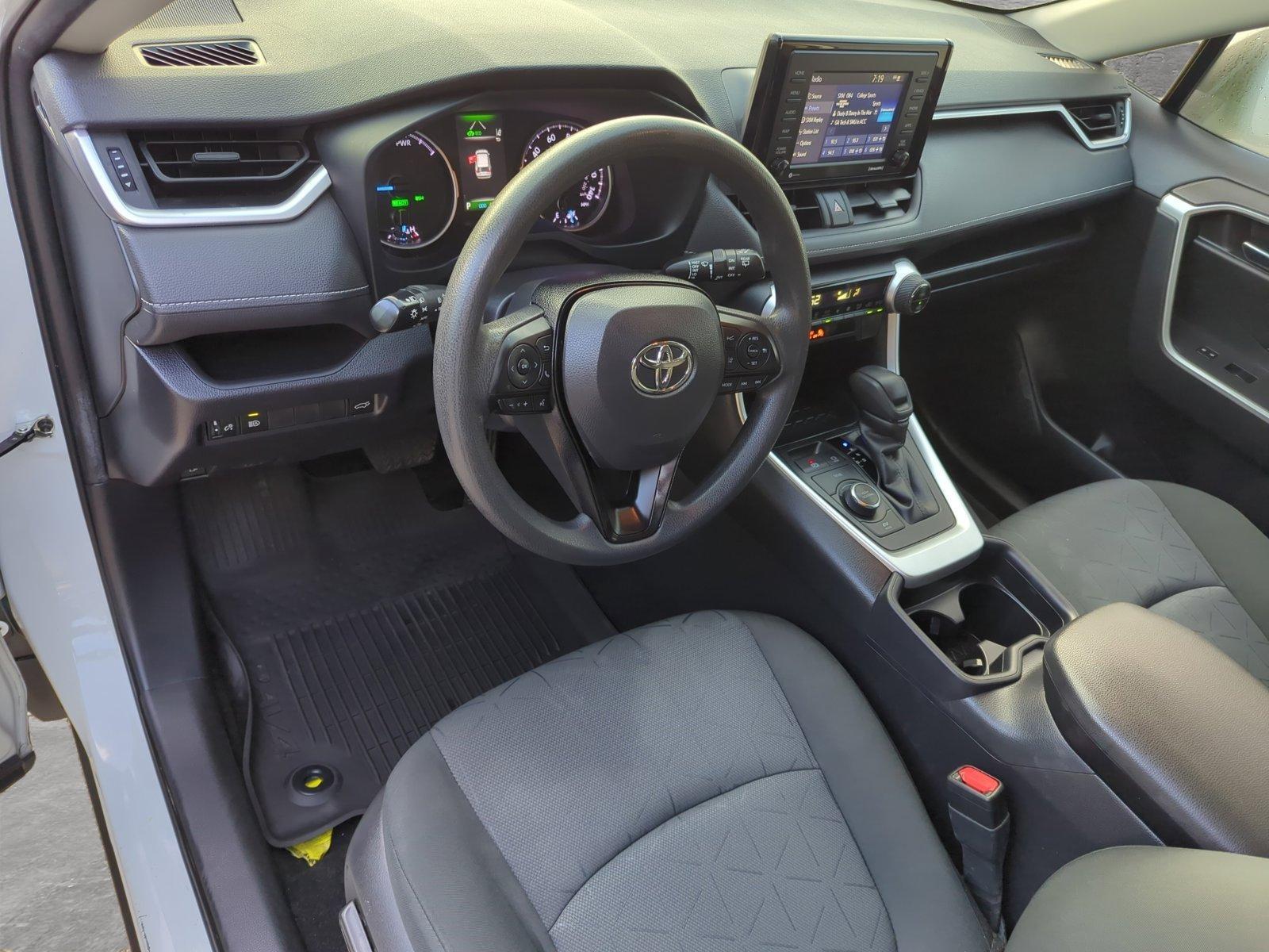 2021 Toyota RAV4 Vehicle Photo in Ft. Myers, FL 33907