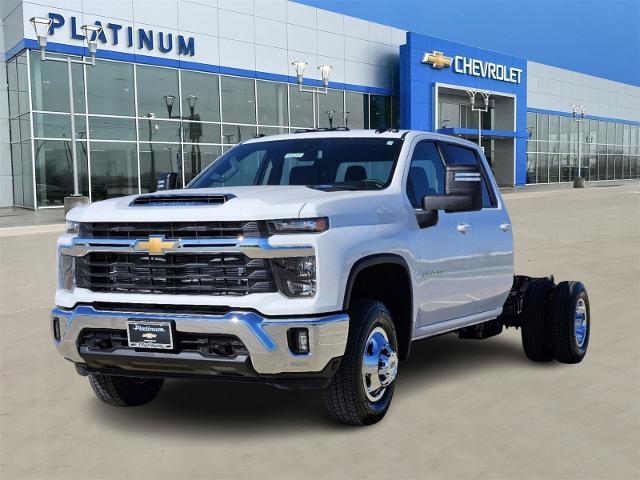 2025 Chevrolet Silverado 3500 HD CC Vehicle Photo in Weatherford, TX 76087