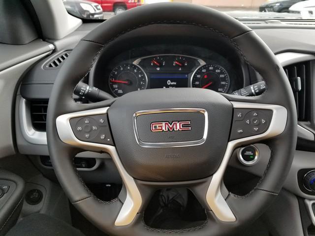 2024 GMC Terrain Vehicle Photo in ELYRIA, OH 44035-6349