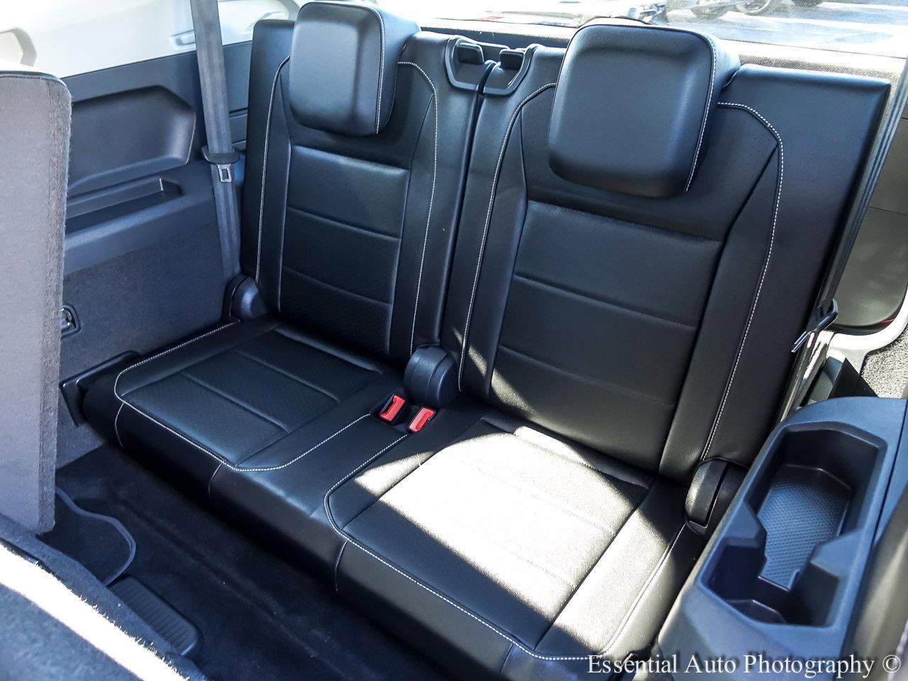 2021 Volkswagen Tiguan Vehicle Photo in Plainfield, IL 60586