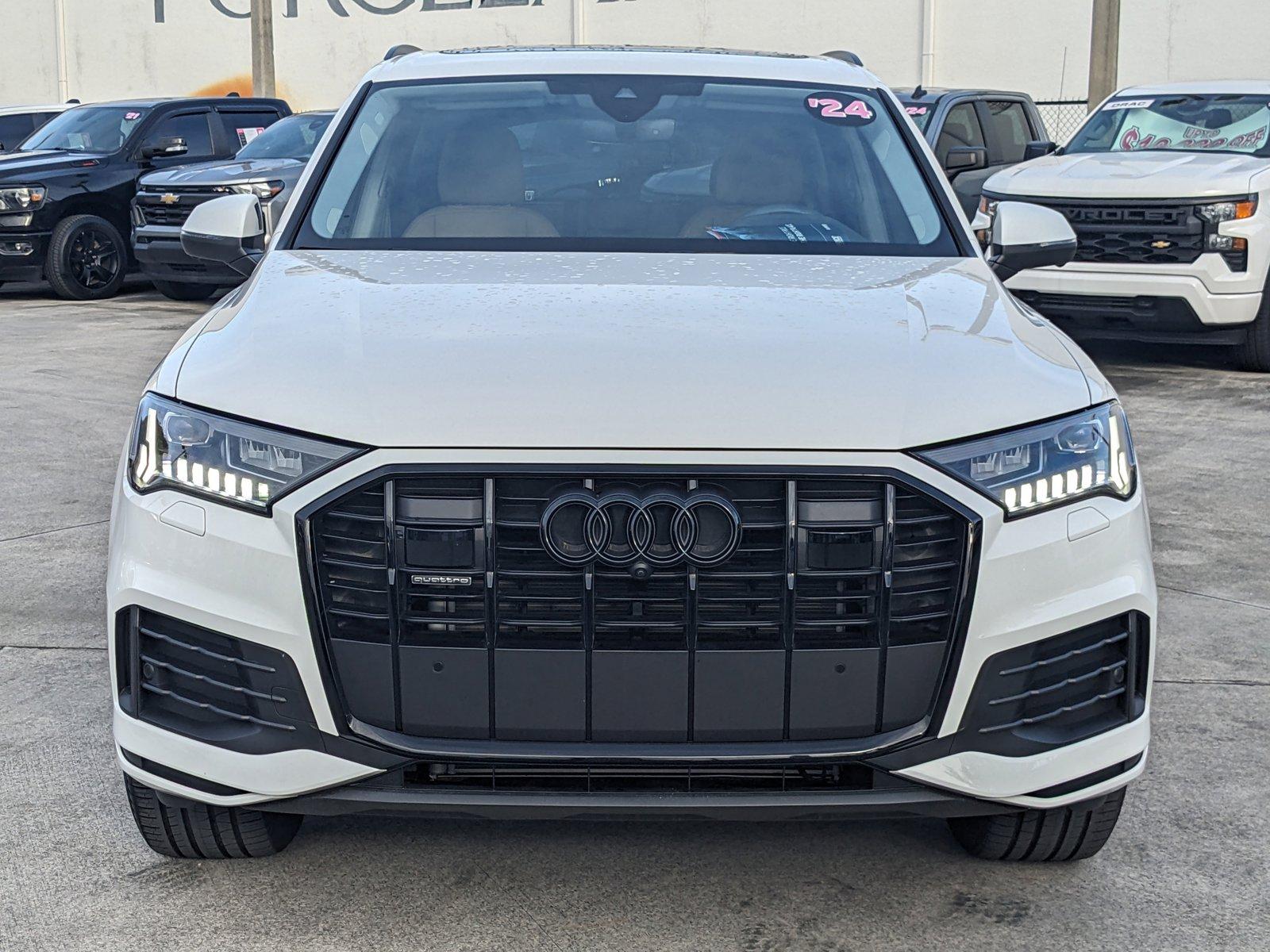 2024 Audi Q7 Vehicle Photo in MIAMI, FL 33172-3015