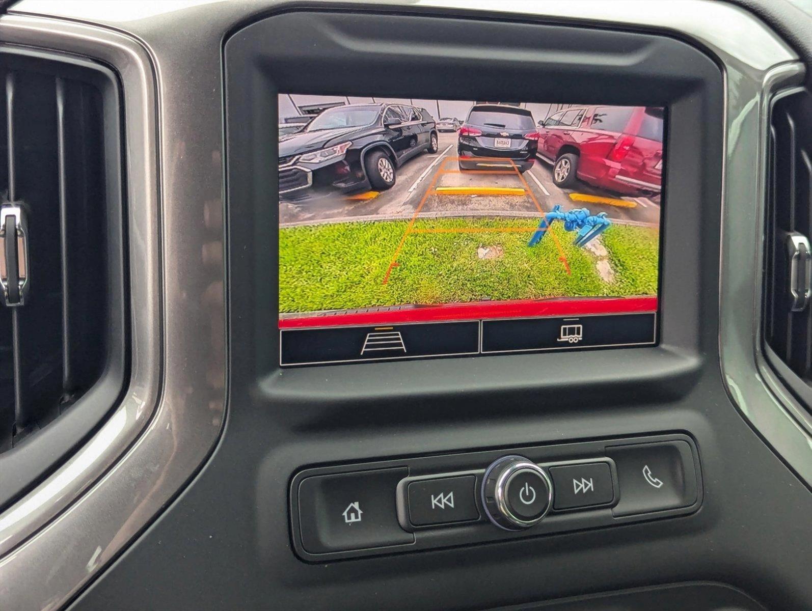 2024 Chevrolet Silverado 1500 Vehicle Photo in PEMBROKE PINES, FL 33024-6534