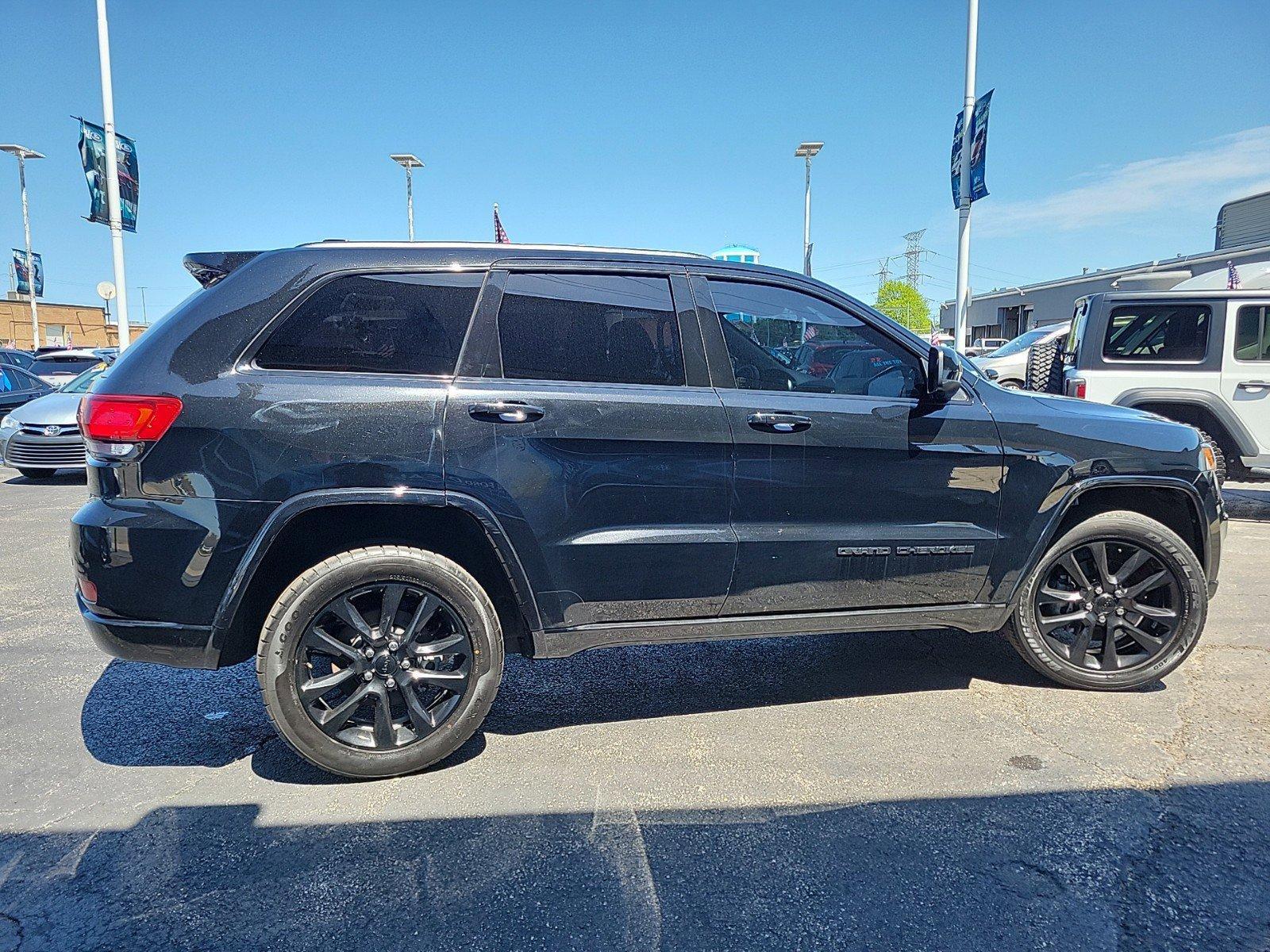 2021 Jeep Grand Cherokee Vehicle Photo in Plainfield, IL 60586