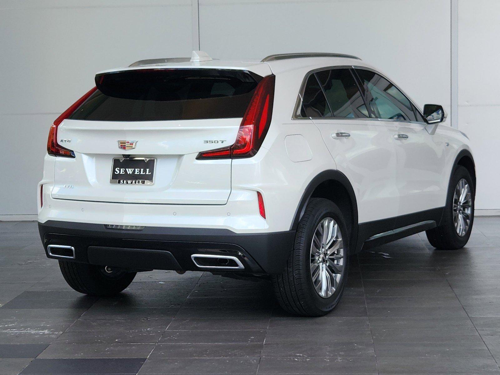 2024 Cadillac XT4 Vehicle Photo in HOUSTON, TX 77079-1502