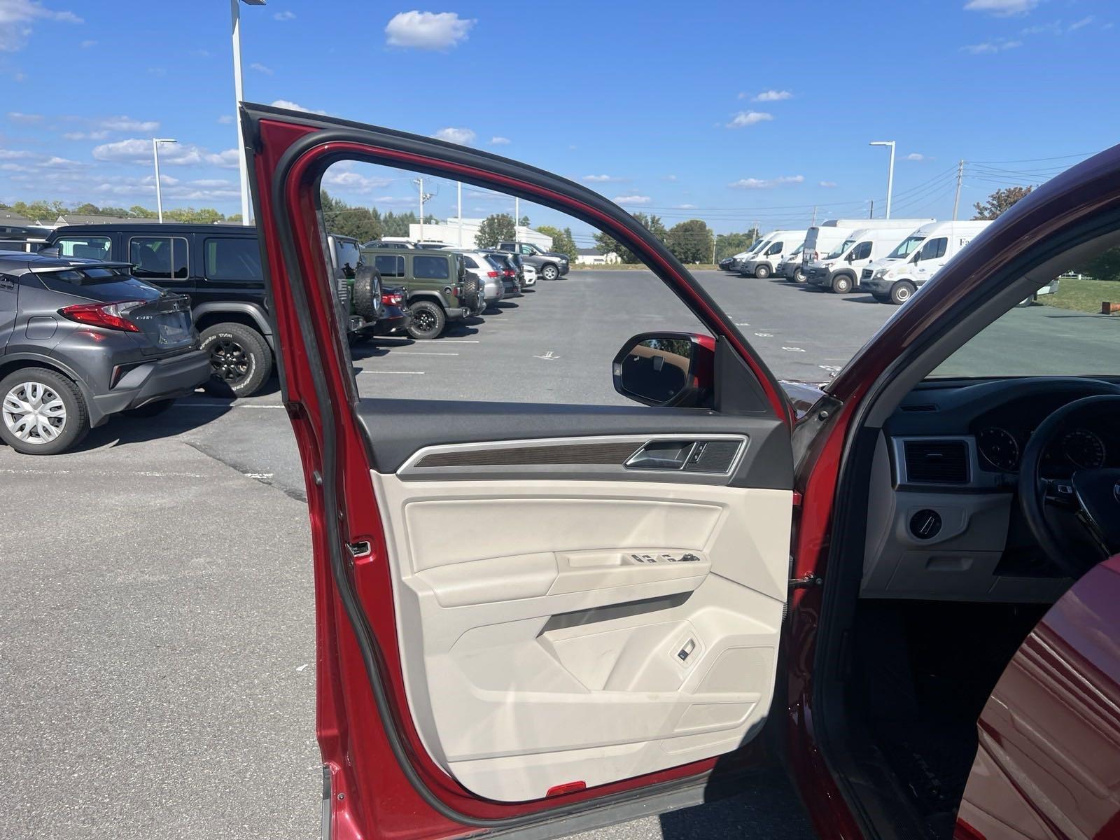 2018 Volkswagen Atlas Vehicle Photo in Mechanicsburg, PA 17050-1707