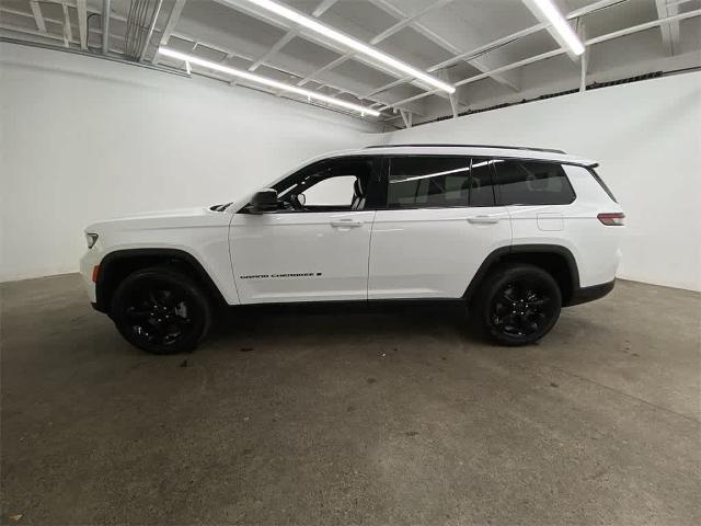 2023 Jeep Grand Cherokee L Vehicle Photo in PORTLAND, OR 97225-3518