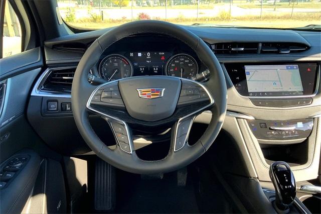 2025 Cadillac XT5 Vehicle Photo in KANSAS CITY, MO 64114-4545