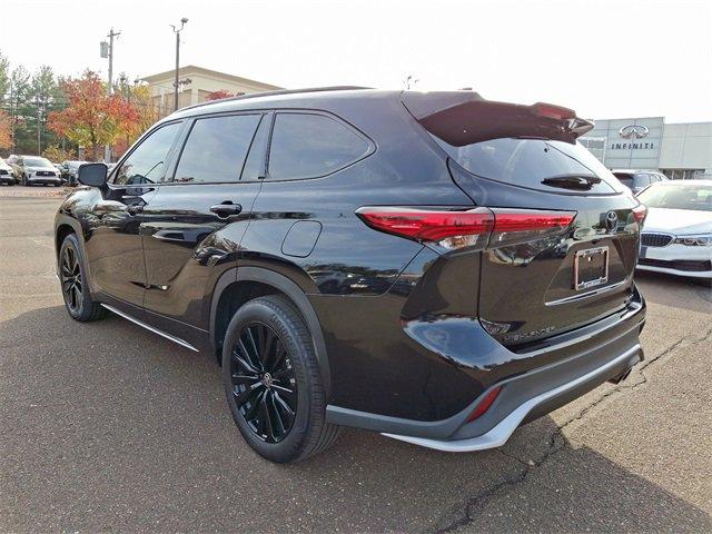 2023 Toyota Highlander Vehicle Photo in Willow Grove, PA 19090