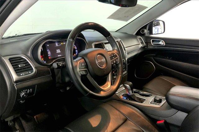 2017 Jeep Grand Cherokee Vehicle Photo in KANSAS CITY, MO 64114-4502