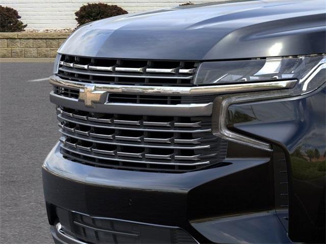 2024 Chevrolet Suburban Vehicle Photo in GRAND BLANC, MI 48439-8139