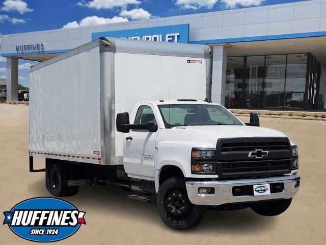 2022 Chevrolet Silverado Chassis Cab Vehicle Photo in LEWISVILLE, TX 75067