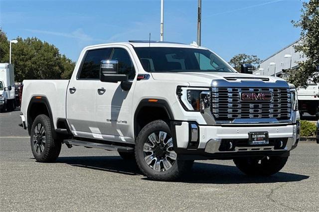 2024 GMC Sierra 2500 HD Vehicle Photo in ELK GROVE, CA 95757-8703