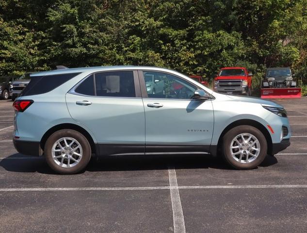 Certified 2022 Chevrolet Equinox LT with VIN 2GNAXUEV0N6135805 for sale in Mcmurray, PA