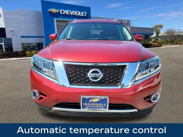 2015 Nissan Pathfinder Vehicle Photo in DANBURY, CT 06810-5034