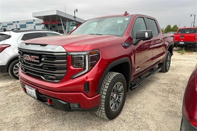 2024 GMC Sierra 1500 Vehicle Photo in ELK GROVE, CA 95757-8703