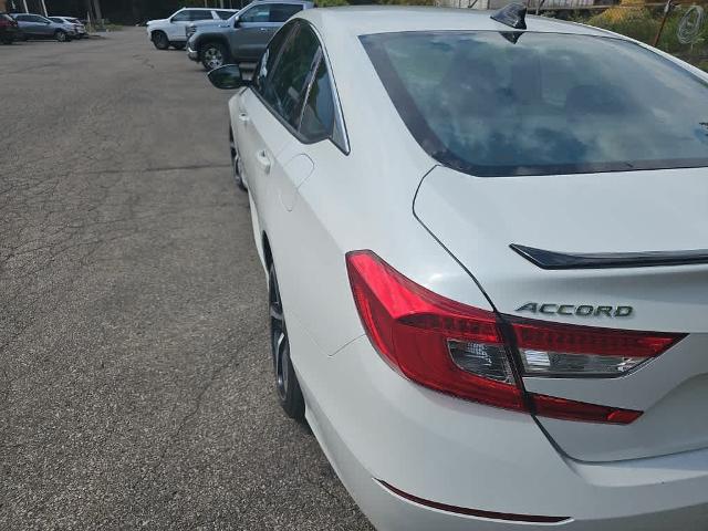 2021 Honda Accord Sedan Vehicle Photo in GLENSHAW, PA 15116-1739