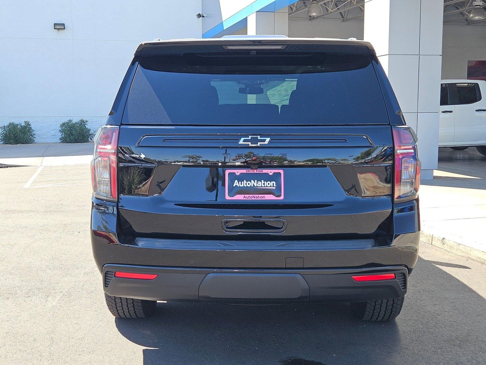 2024 Chevrolet Tahoe Vehicle Photo in PEORIA, AZ 85382-3715