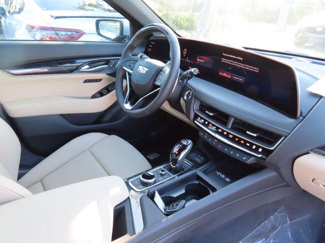 2025 Cadillac CT5 Vehicle Photo in DELRAY BEACH, FL 33483-3294