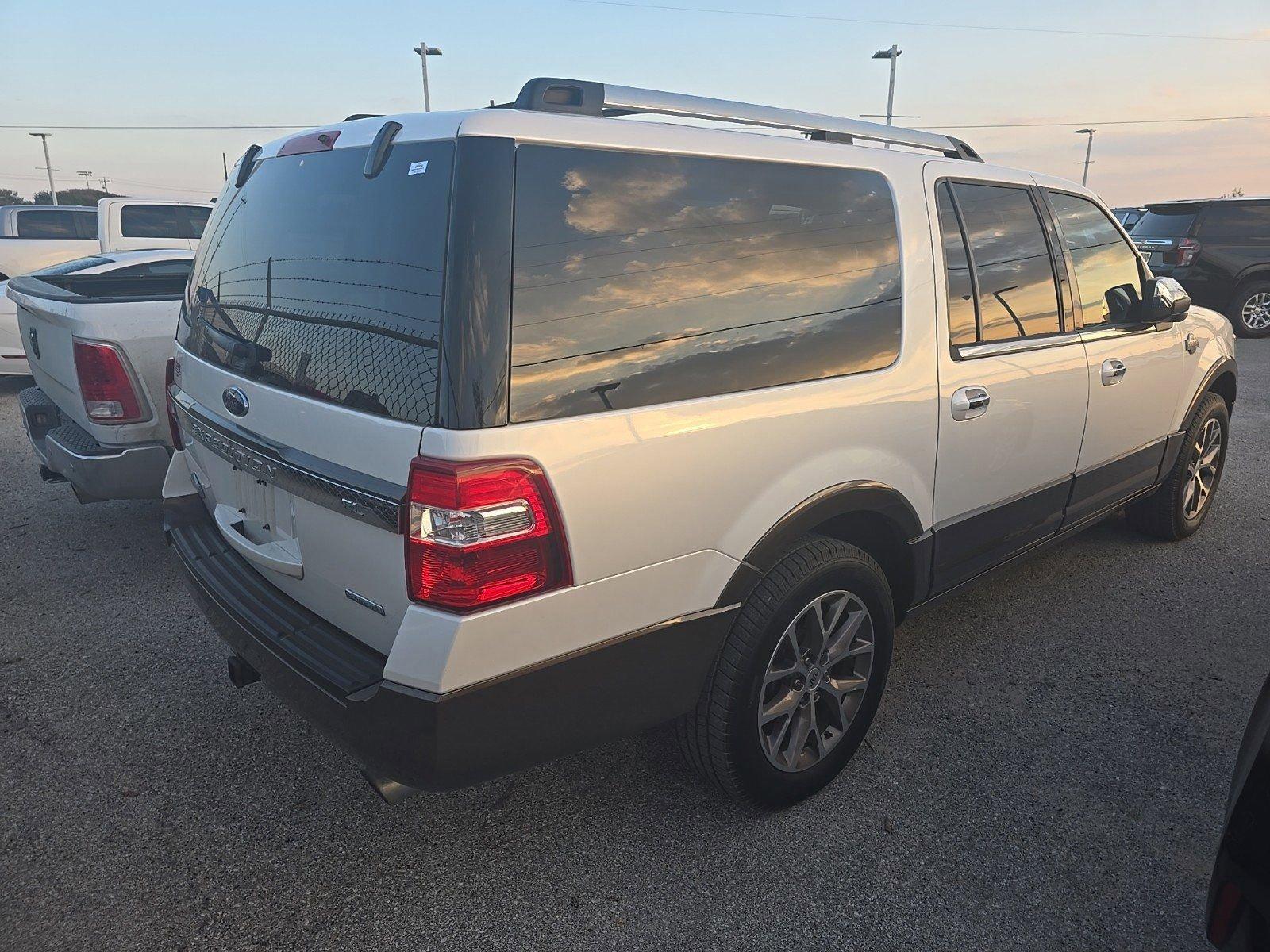 2017 Ford Expedition EL Vehicle Photo in Seguin, TX 78155