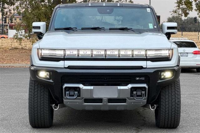 2025 GMC HUMMER EV SUV Vehicle Photo in ELK GROVE, CA 95757-8703