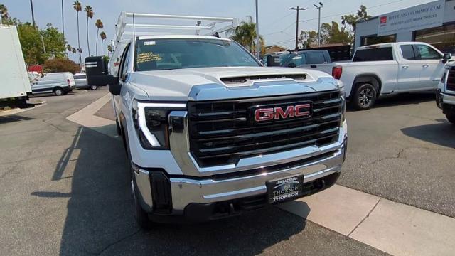 2024 GMC Sierra 2500 HD Vehicle Photo in PASADENA, CA 91107-3803