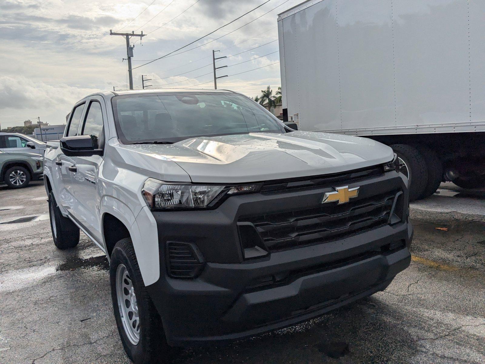 2024 Chevrolet Colorado Vehicle Photo in MIAMI, FL 33134-2699