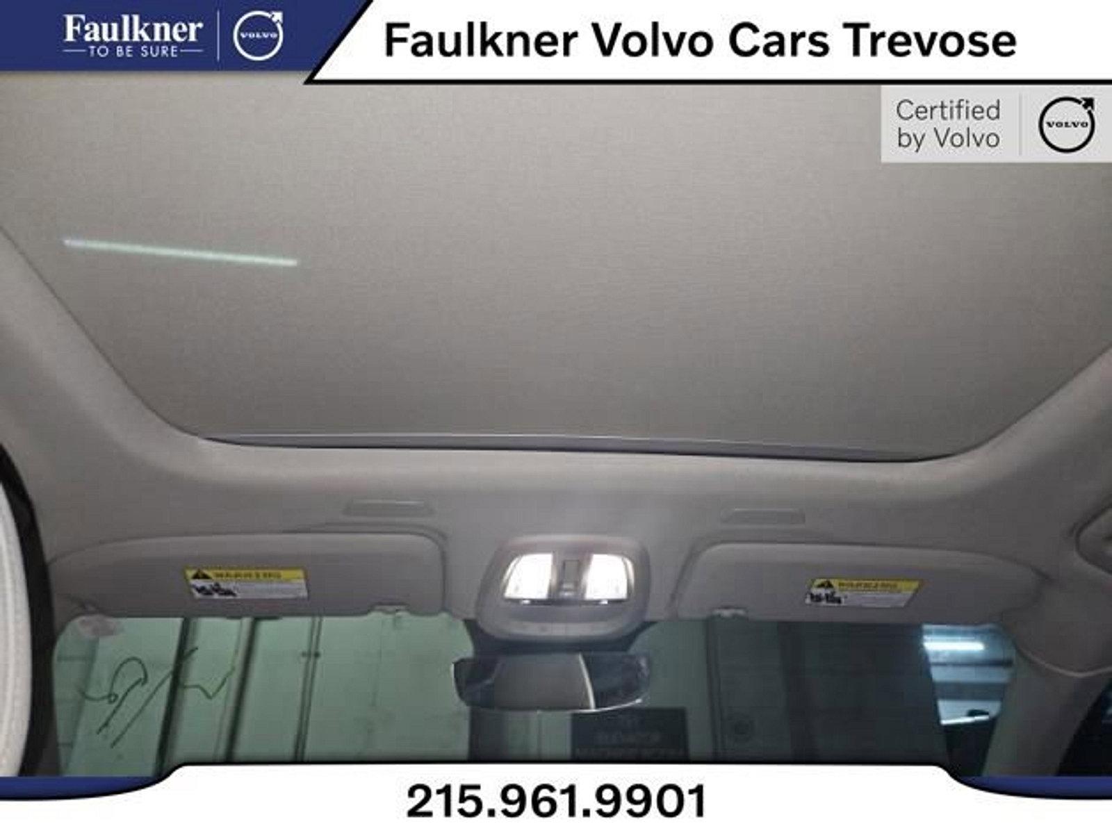 2022 Volvo XC60 Vehicle Photo in Trevose, PA 19053