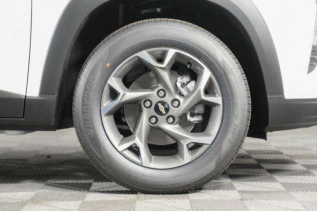 2025 Chevrolet Trax Vehicle Photo in PUYALLUP, WA 98371-4149