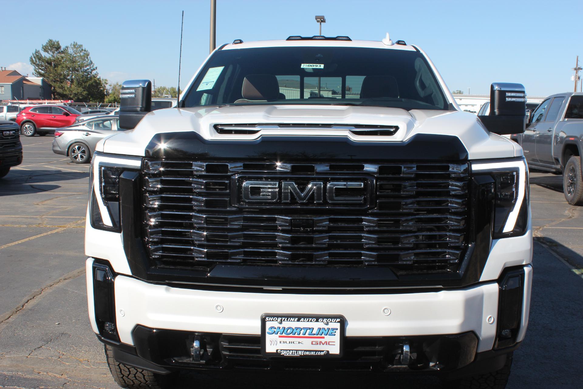 2025 GMC Sierra 2500 HD Vehicle Photo in AURORA, CO 80012-4011