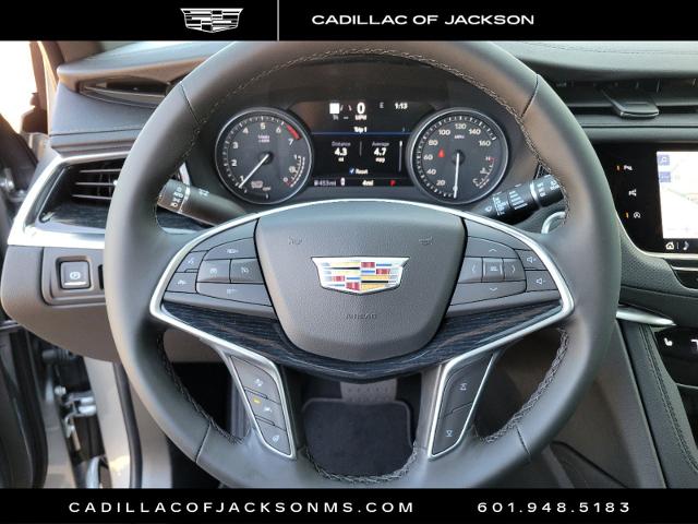 2025 Cadillac XT5 Vehicle Photo in RIDGELAND, MS 39157-4406