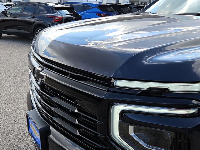 2025 Chevrolet Suburban Vehicle Photo in SAN ANGELO, TX 76903-5798