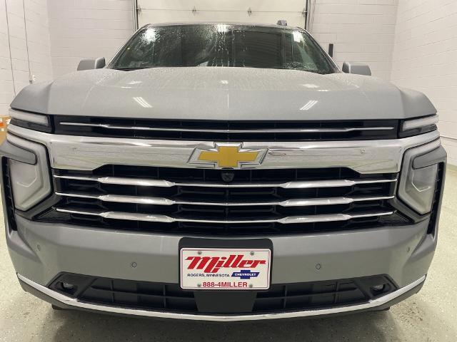 2025 Chevrolet Suburban Vehicle Photo in ROGERS, MN 55374-9422