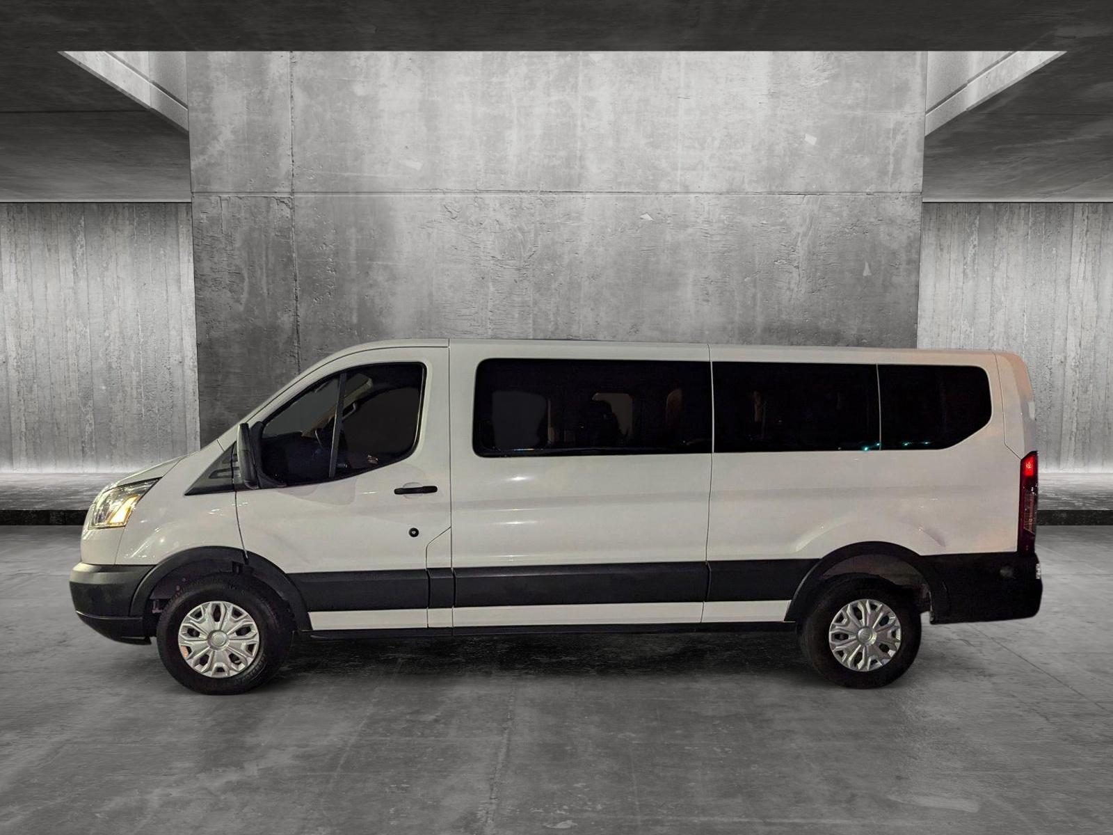 2017 Ford Transit Wagon Vehicle Photo in PEMBROKE PINES, FL 33024-6534