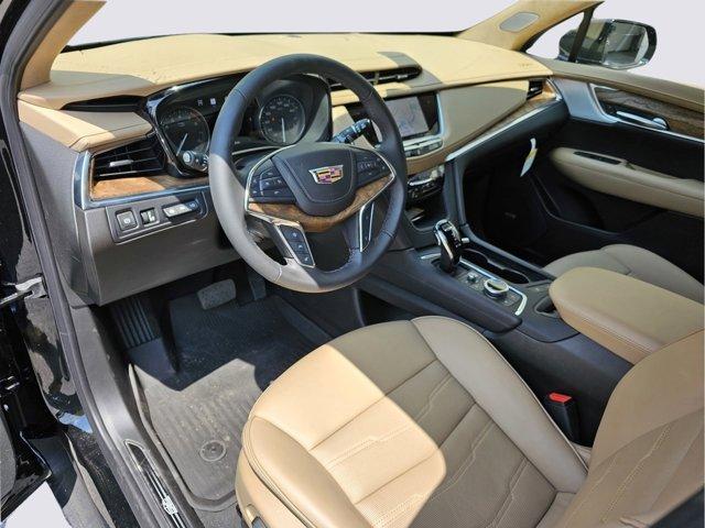 2023 Cadillac XT5 Vehicle Photo in LEOMINSTER, MA 01453-2952