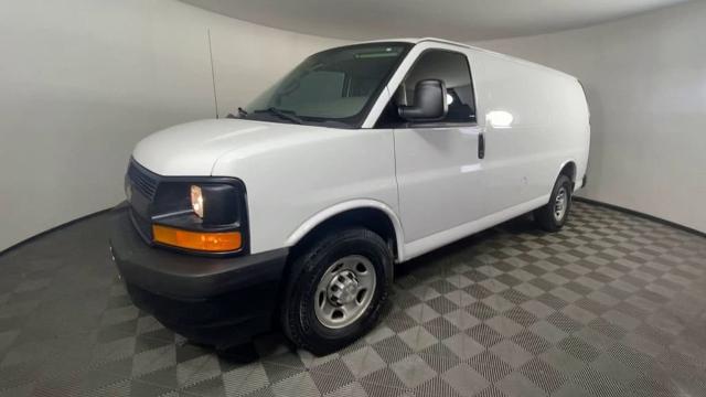 2017 Chevrolet Express Cargo Van Vehicle Photo in ALLIANCE, OH 44601-4622