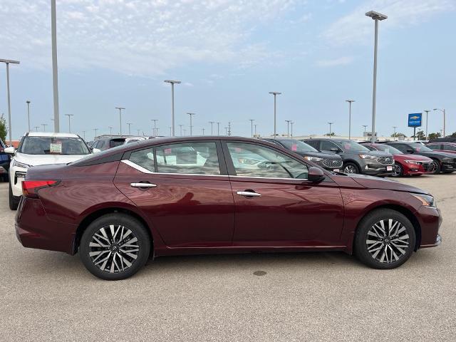 2023 Nissan Altima Vehicle Photo in GREEN BAY, WI 54302-3701