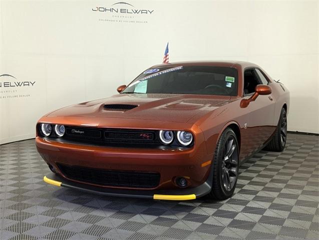 2022 Dodge Challenger Vehicle Photo in ENGLEWOOD, CO 80113-6708