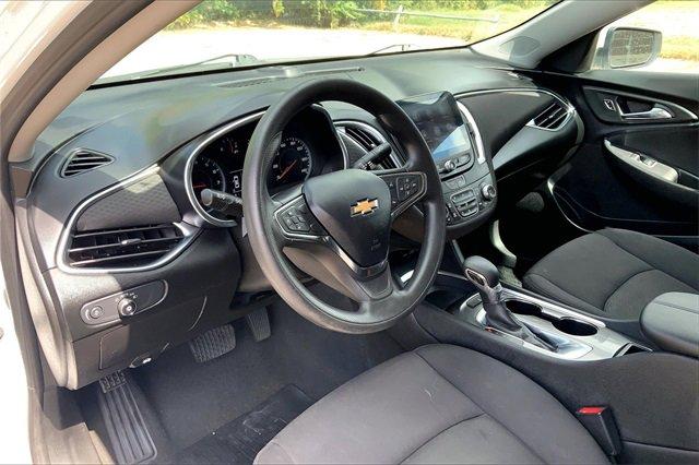 2021 Chevrolet Malibu Vehicle Photo in KANSAS CITY, MO 64114-4502