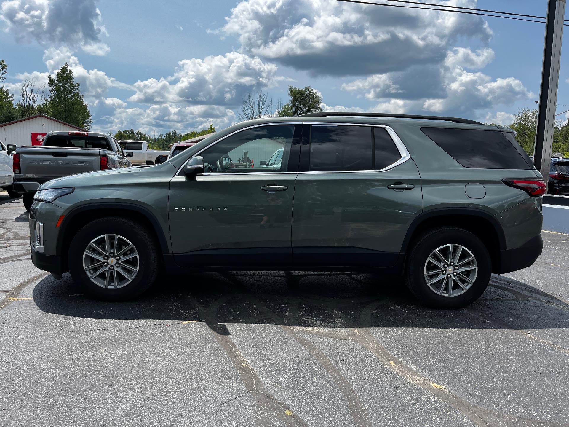 2023 Chevrolet Traverse Vehicle Photo in CLARE, MI 48617-9414