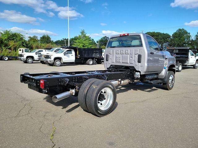 2024 Chevrolet Silverado 5500 HD Vehicle Photo in DANBURY, CT 06810-5034